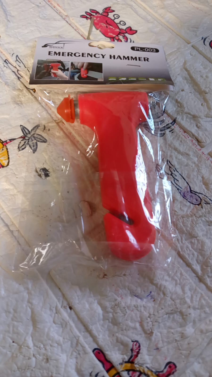 9393 Car Safety Hammer,Emergency and Rescue Tool,Car Window Breaker and Seatbelt Cutter,Safety Hammer Emergency Rescue Tool,Car Window Breaking Seat Belt Cutter (1 Pc) 9393 Car Safety Hammer,Emergency and Rescue Tool,Car Window Breaker and Seatbelt Cutter,Safety Hammer Emergency Rescue Tool,Car Window Breaking Seat Belt Cutter (1 Pc)